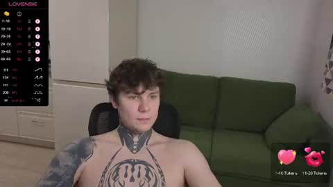 Snapshot of lechery_boy chatting on June 21, 7:16 pm Lechery boy online show from June 21, 7:16 pm