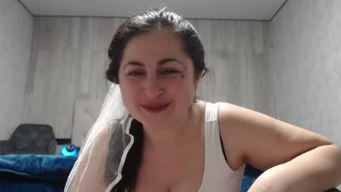 Snapshot of ledi_marin chatting on February 1, 9:57 pm Marina Magician online show from February 1, 9:57 pm