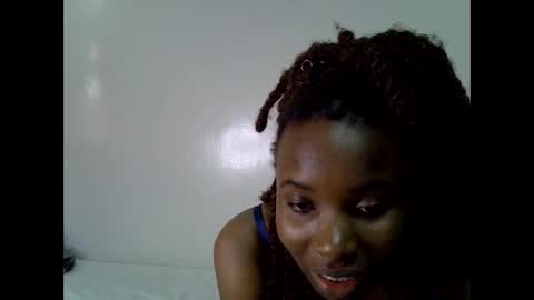 Snapshot of lee_shaz chatting on May 25, 11:05 am lee baby online show from May 25, 11:05 am