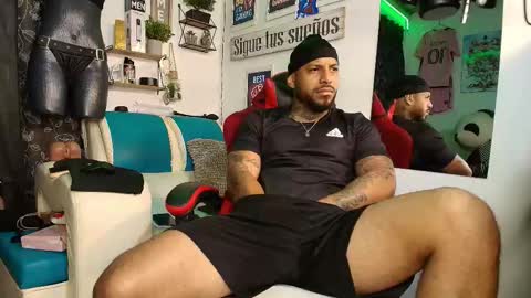 leenar_key online show from February 6, 8:18 am