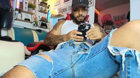 Snapshot of leenar_key chatting on April 25, 2:36 pm leenar_key online show from April 25, 2:36 pm