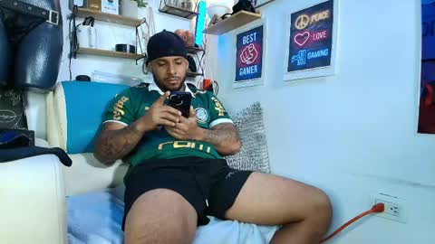 Snapshot of leenar_key chatting on May 29, 8:40 pm leenar_key online show from May 29, 8:40 pm