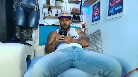 Snapshot of leenar_key chatting on June 10, 1:17 am leenar_key online show from June 10, 1:17 am