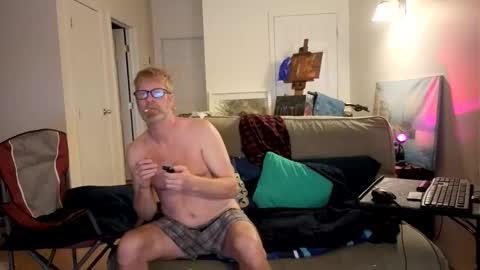 Snapshot of leeski365 chatting on March 16, 4:40 am leeski365 online show from March 16, 4:40 am