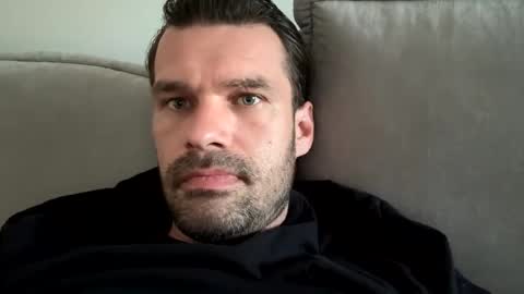 leexxx_69 online show from April 17, 11:41 pm