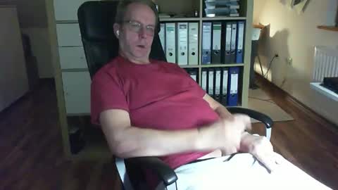 Dave online show from November 23, 11:15 pm