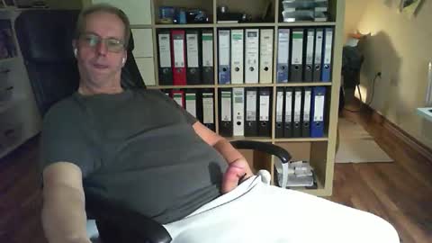 Dave online show from January 10, 1:51 am