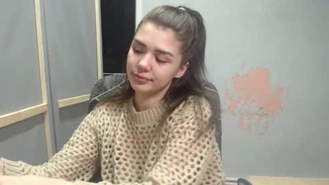 Liya online show from November 25, 8:31 pm