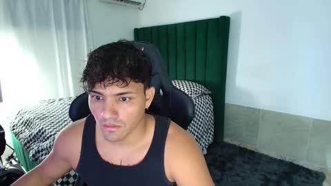  Lei  online show from February 14, 1:57 am