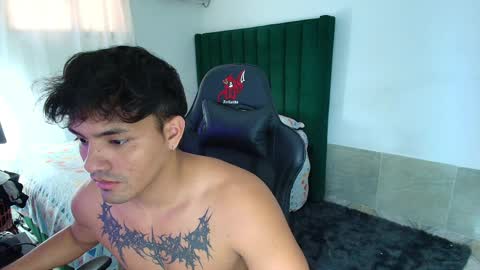  Lei  online show from March 29, 8:20 pm