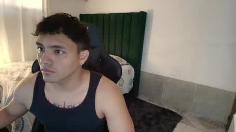 Snapshot of lei_77 chatting on July 25, 2:47 pm Lei online show from July 25, 2:47 pm