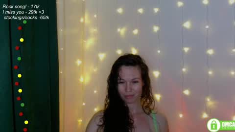 Snapshot of leia_bell chatting on May 23, 8:13 pm hey Im Leia and I love rock online show from May 23, 8:13 pm