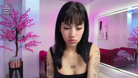 Snapshot of leia_queens chatting on September 11, 11:21 am Leia. online show from September 11, 11:21 am