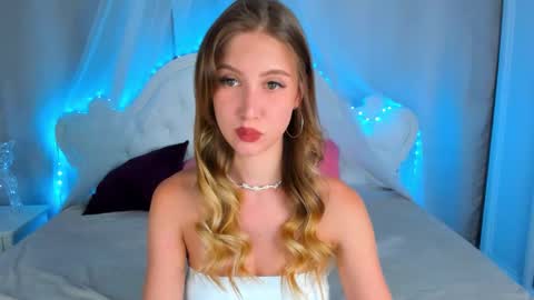 leiawow online show from March 12, 8:53 am