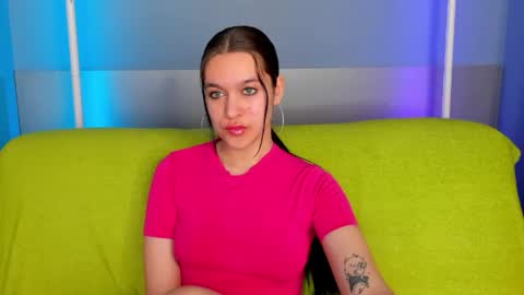 leiawow online show from May 7, 9:25 am