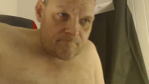 Snapshot of leif_norway chatting on February 20, 2:41 am Horny for pvt online show from February 20, 2:41 am