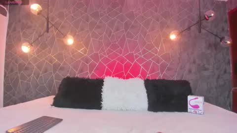 LEIGH ANGELS online show from February 26, 7:46 pm