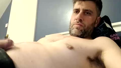 Snapshot of leightimmins001 chatting on February 24, 7:12 pm leightimmins001 online show from February 24, 7:12 pm