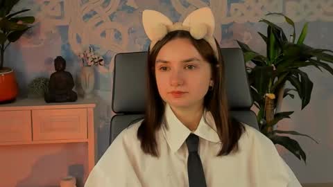 LeilaMurphy online show from February 20, 12:15 pm