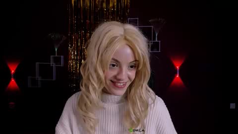 leila_viper_ online show from February 28, 9:05 pm