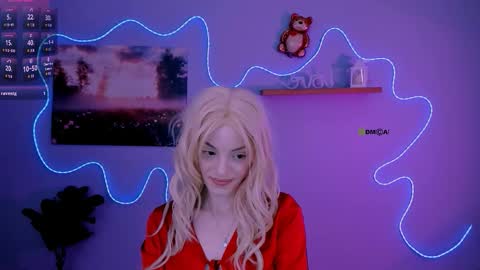 leila_viper_ online show from March 3, 8:48 pm