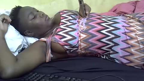 leilah_cute19 online show from April 20, 6:16 am