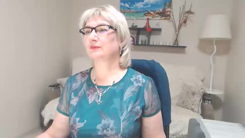 Snapshot of leilamays chatting on January 30, 2:49 am Leila Kinky online show from January 30, 2:49 am