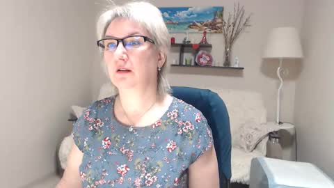 Leila Kinky online show from March 9, 2:15 am