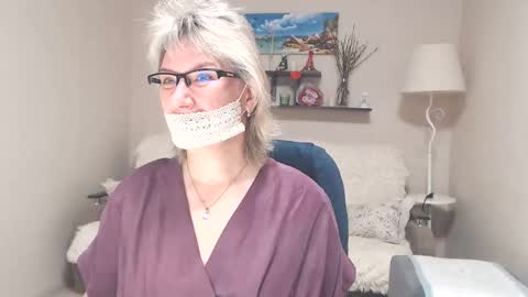 Leila Kinky online show from May 30, 3:03 am