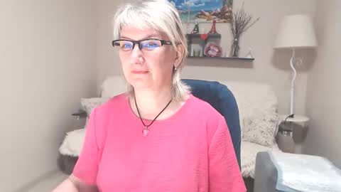 Leila Kinky online show from June 7, 4:16 am