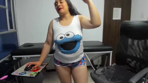 Leila online show from March 5, 11:06 am