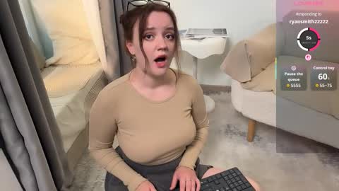 Snapshot of lela_ryan chatting on September 24, 1:36 pm Lela online show from September 24, 1:36 pm
