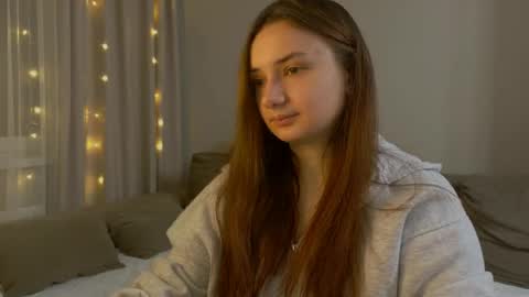 Lelia online show from March 13, 3:51 pm