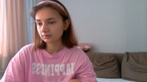Snapshot of lelia_vibe chatting on July 9, 3:10 am Lelia online show from July 9, 3:10 am