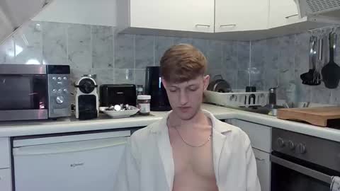 Snapshot of lembmy chatting on September 21, 7:04 pm lembmy online show from September 21, 7:04 pm