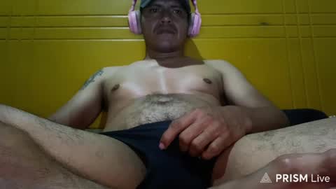 Snapshot of len0n_ chatting on May 19, 8:53 am Lenon online show from May 19, 8:53 am