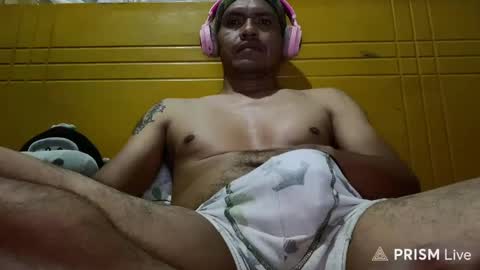 Snapshot of len0n_ chatting on May 22, 4:19 am Lenon online show from May 22, 4:19 am