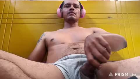 Snapshot of len0n_ chatting on May 26, 1:07 pm Lenon online show from May 26, 1:07 pm