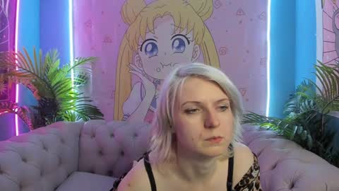 Lena online show from January 28, 2:42 pm