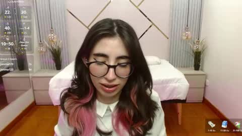 Snapshot of lena_roses chatting on September 16, 8:10 pm Lena online show from September 16, 8:10 pm