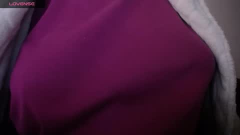 lenagolden online show from March 20, 11:26 am