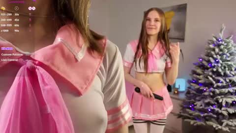 Earlene online show from December 21, 6:59 pm