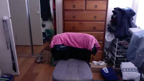 Snapshot of lennyfife chatting on December 31, 5:22 am Pussylicker online show from December 31, 5:22 am