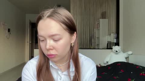 Hey hey our name is Mia  Elfy Lovense is active time to play   PVT IS OPEN  online show from February 18, 4:52 am