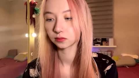 Snapshot of lenorehandelsman chatting on February 14, 1:08 pm Tagami online show from February 14, 1:08 pm