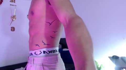 LENSEU online show from December 18, 2:12 pm