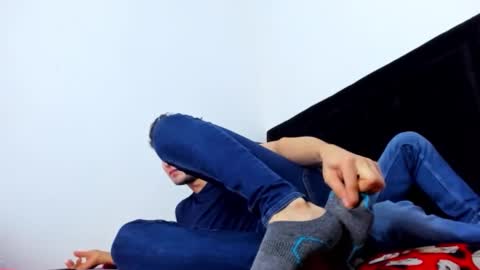 Snapshot of leo183877 chatting on February 21, 5:08 am leo183877 online show from February 21, 5:08 am