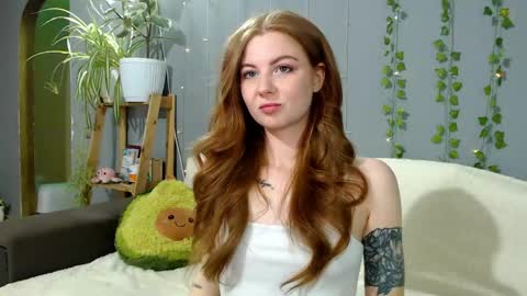 Leo and Lori online show from April 19, 10:34 pm