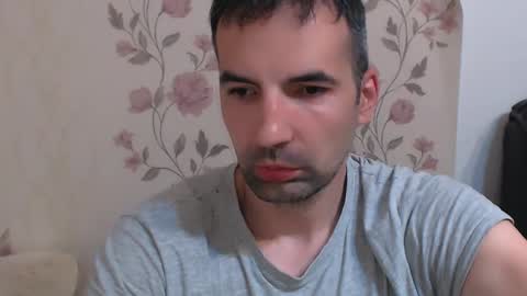 Snapshot of leo_gianni chatting on June 2, 8:11 pm Leo Gianni online show from June 2, 8:11 pm