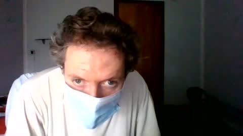 Snapshot of leo_one_uno chatting on August 5, 7:22 am leo_one_uno online show from August 5, 7:22 am